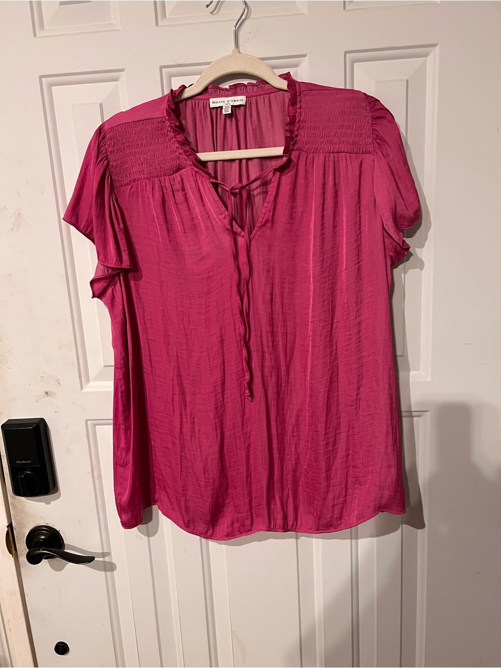 Market & Spruce Fuchsia Tie-Neck Short Sleeve Blouse